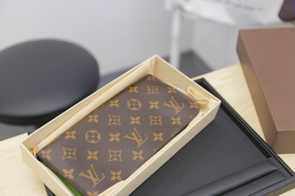 幅広い対応品目！金・貴金属、ブランド品、骨董品、切手など幅広く対応！